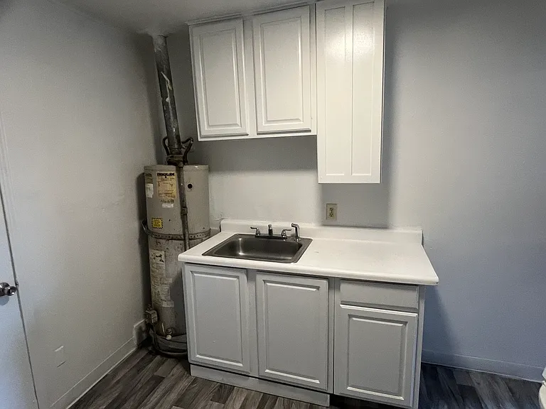 901 Zeff Rd — Photo 25
