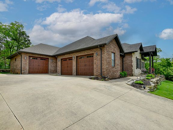 2nd image of 417 Silverwood Circle