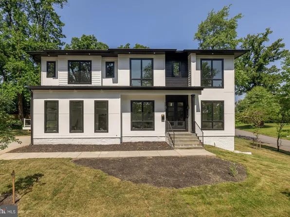 2000 Oswald Pl, Falls Church, VA 22043
