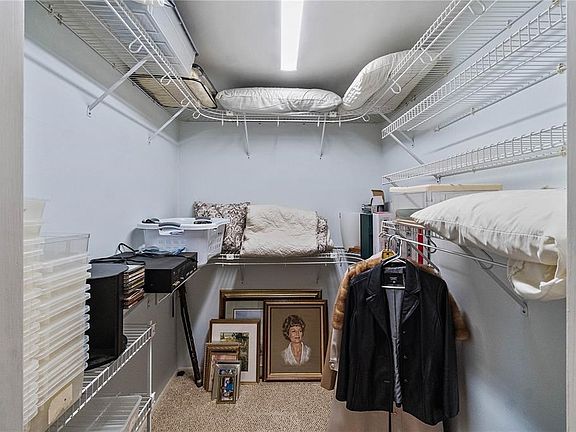 3rd image of 2321 Williams Dr