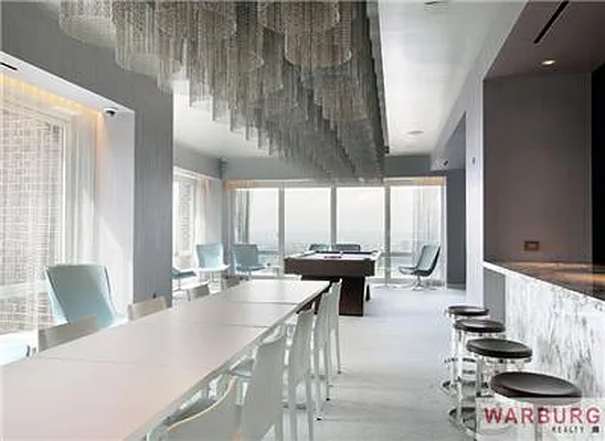 Sold by Warburg | media 8