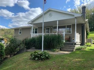 160 Silver Spring Rd, New Brighton, PA 15066