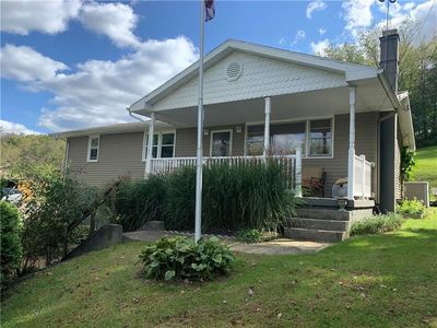 160 Silver Spring Ln, New Brighton, PA, 15066