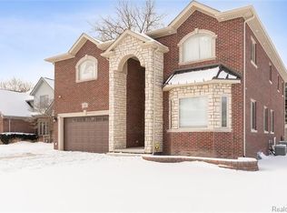 221 Francesco Ct #2, Dearborn, MI 48124
