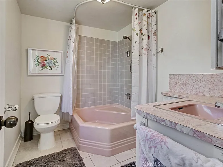 4268 Troost Ave — Photo 19