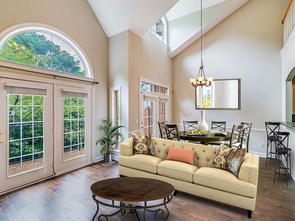 1st image of 306 Riverstone Blvd