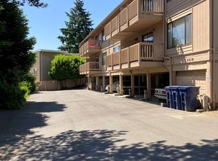 9919 NE 119th Ct #8, Kirkland, WA 98034