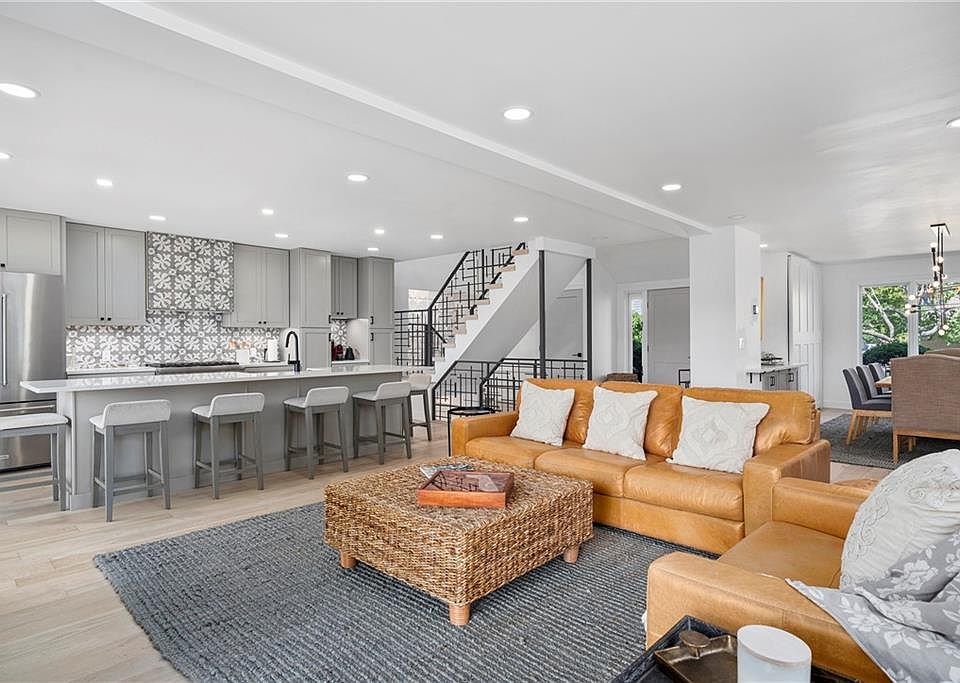 16 Shadow Farm Way 16, Wakefield, RI 02879 Zillow