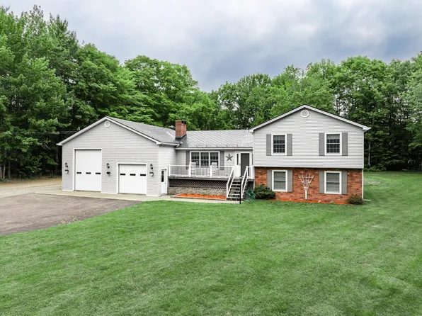492 Wing Road, Hermon, ME 04401
