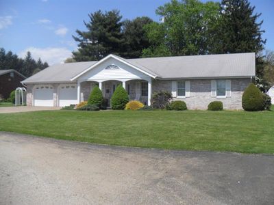 1 Conn Cir, Uniontown, PA, 15401