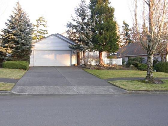 1st image of 3115 SE 157th Ave