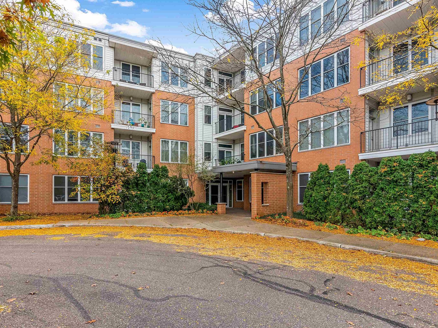 370 Farrell Street UNIT 303, South Burlington, VT 05403 MLS 4974035