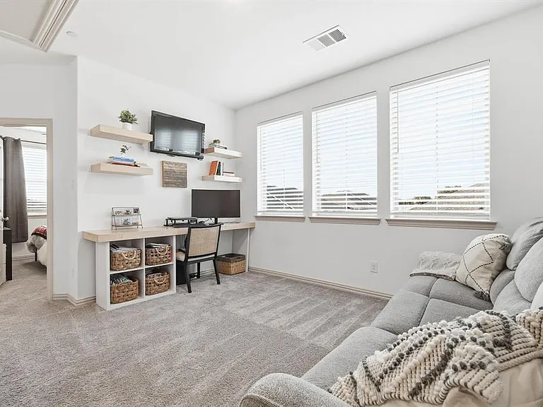 441 Matchbox St — Photo 11