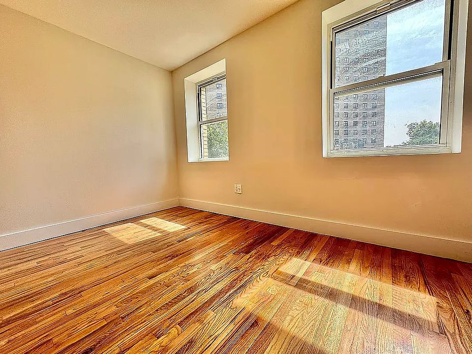 1st image of 327 Pulaski St APT 2
