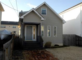 127 Beach Ave, Bellmore, NY 11710