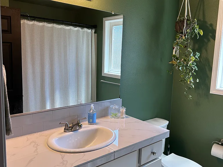 712 SW Cypress St — Photo 13