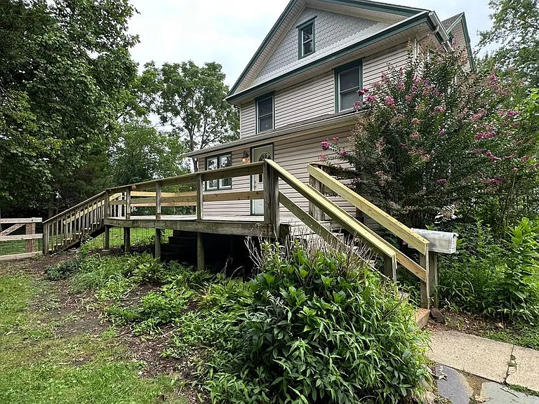 541 W Jersey Ave — Photo 33