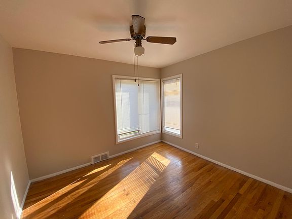 5th image of 28095 Fountain St