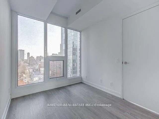181 Dundas St E #2105 — Photo 6