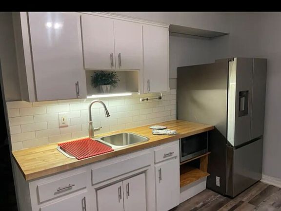5th image of 2128 W Armenia Pl
