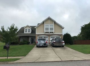 107 E Ridgeview Trce, Hendersonville, TN 37075