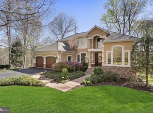 12760 Dunvegan Dr, Clifton, VA 20124