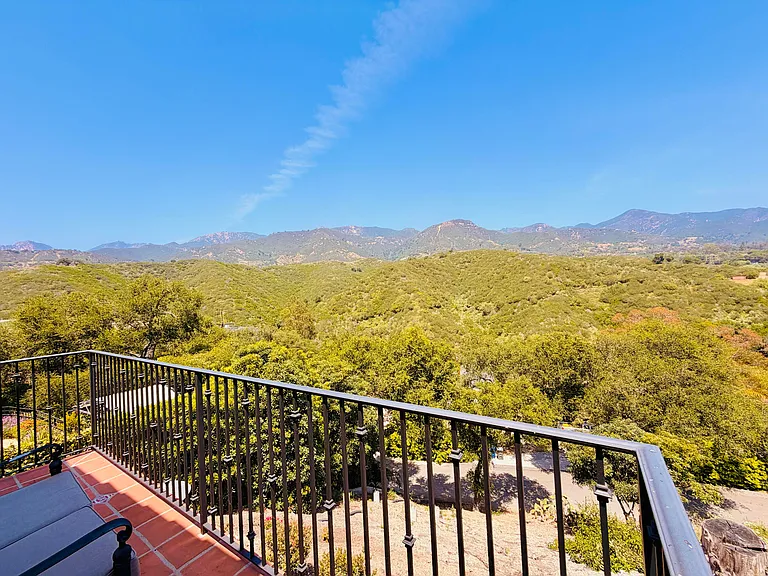 333 Conejo Rd — Photo 22