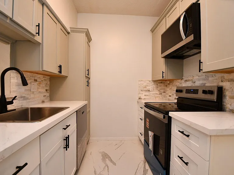720 Bering Dr #169 — Photo 12