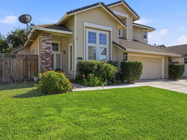 725 Everest St, Los Banos, CA 93635