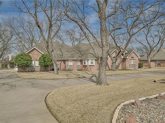 2nd image of 5606 Flagstick Dr