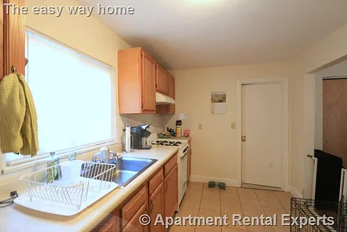 128 Pine St Photo 1