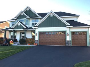 8820 Reflections Rd, Chanhassen, MN 55317