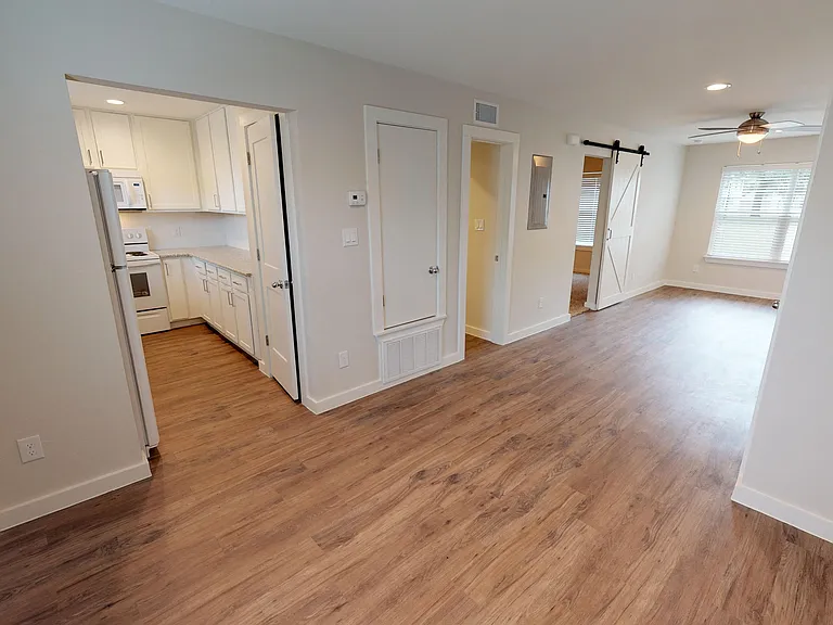 Treemont Apartments — Photo 46