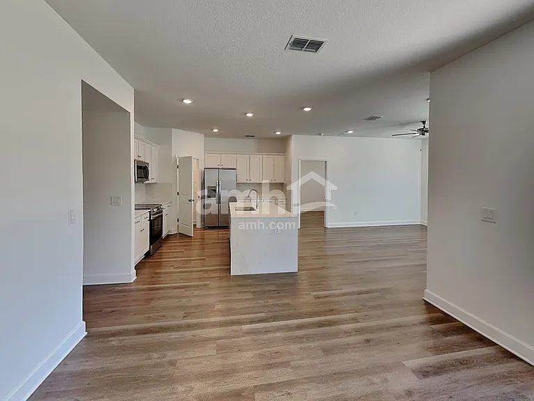 3204 Carthage Ave — Photo 5