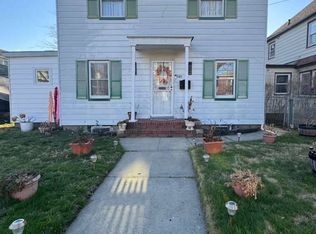 341 Washington St, Hempstead, NY 11550