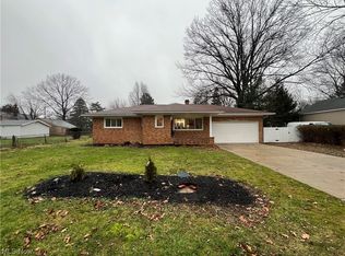 6830 Big Creek Pkwy, Middleburg Heights, OH 44130