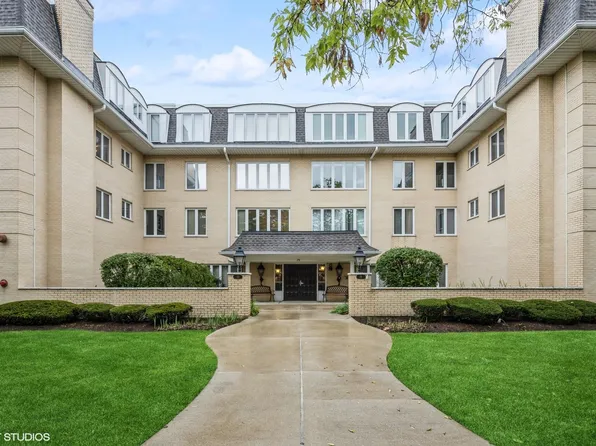 75 6th Ave APT 309, La Grange, IL 60525