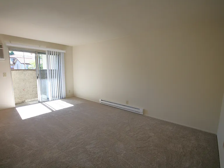 1540 Moorpark Ave #2 — Photo 3