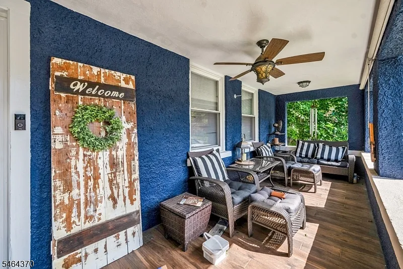 3 bed, 1.0 bath, $3,000 — Photo 4