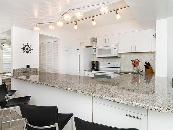 5th image of 2225 Highway A1a APT 304