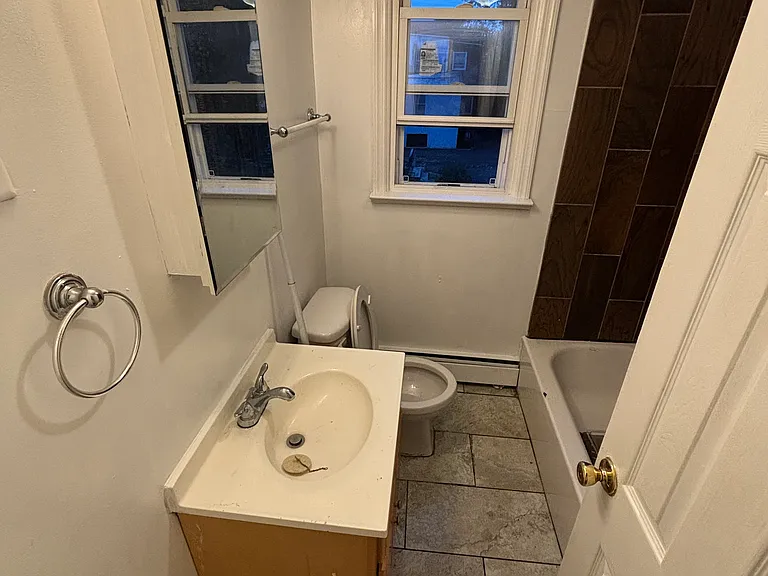 20 Brookdale Ave #1 — Photo 10