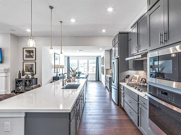 7th image of this home