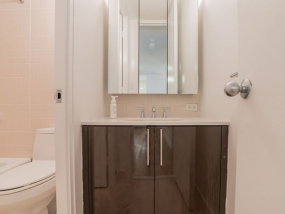 5th image of 300 E 40th St APT 5W