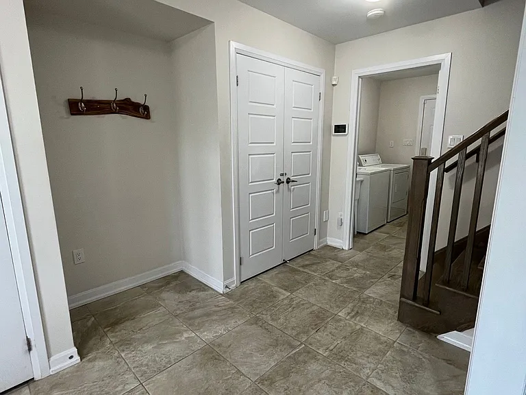 206 Ellen Davidson Dr — Photo 7