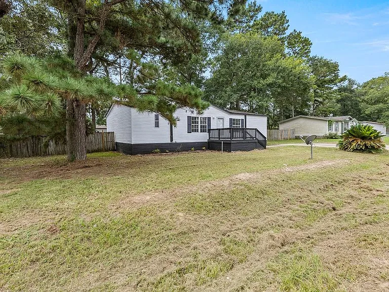 16474 N Emerson Cir — Photo 34