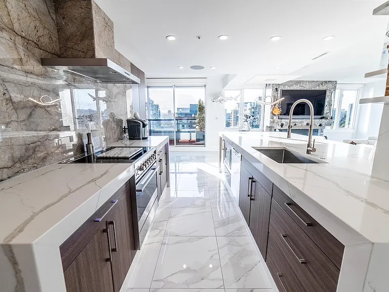 199 Drake St #PENTHOUSE — Photo 8