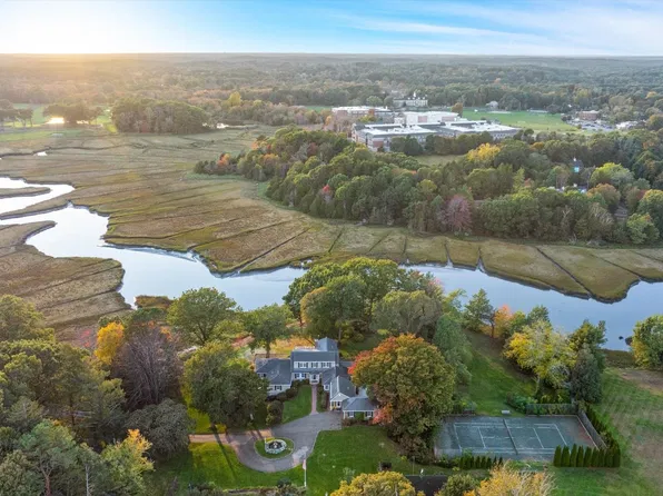 34 Sunset Rd, Duxbury, MA 02332