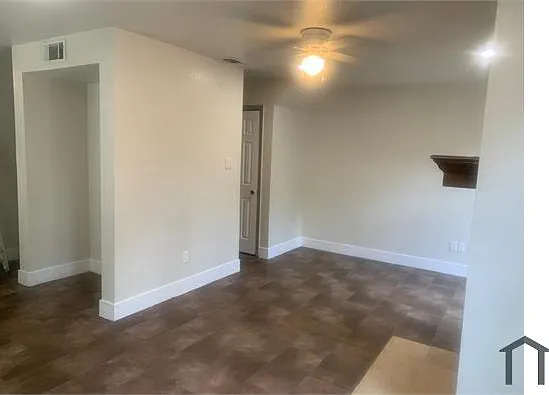 4624 San Jacinto St — Photo 7