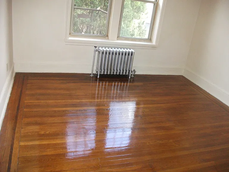 712 Stuyvesant Avenue — Photo 6