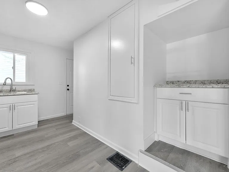 2389 Hiawatha St #2389 — Photo 22